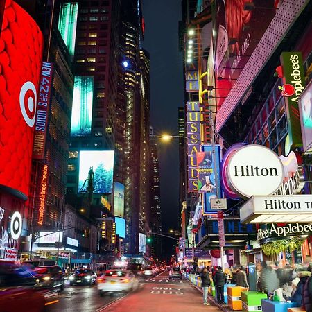 Отель Hilton New York Times Square Экстерьер фото