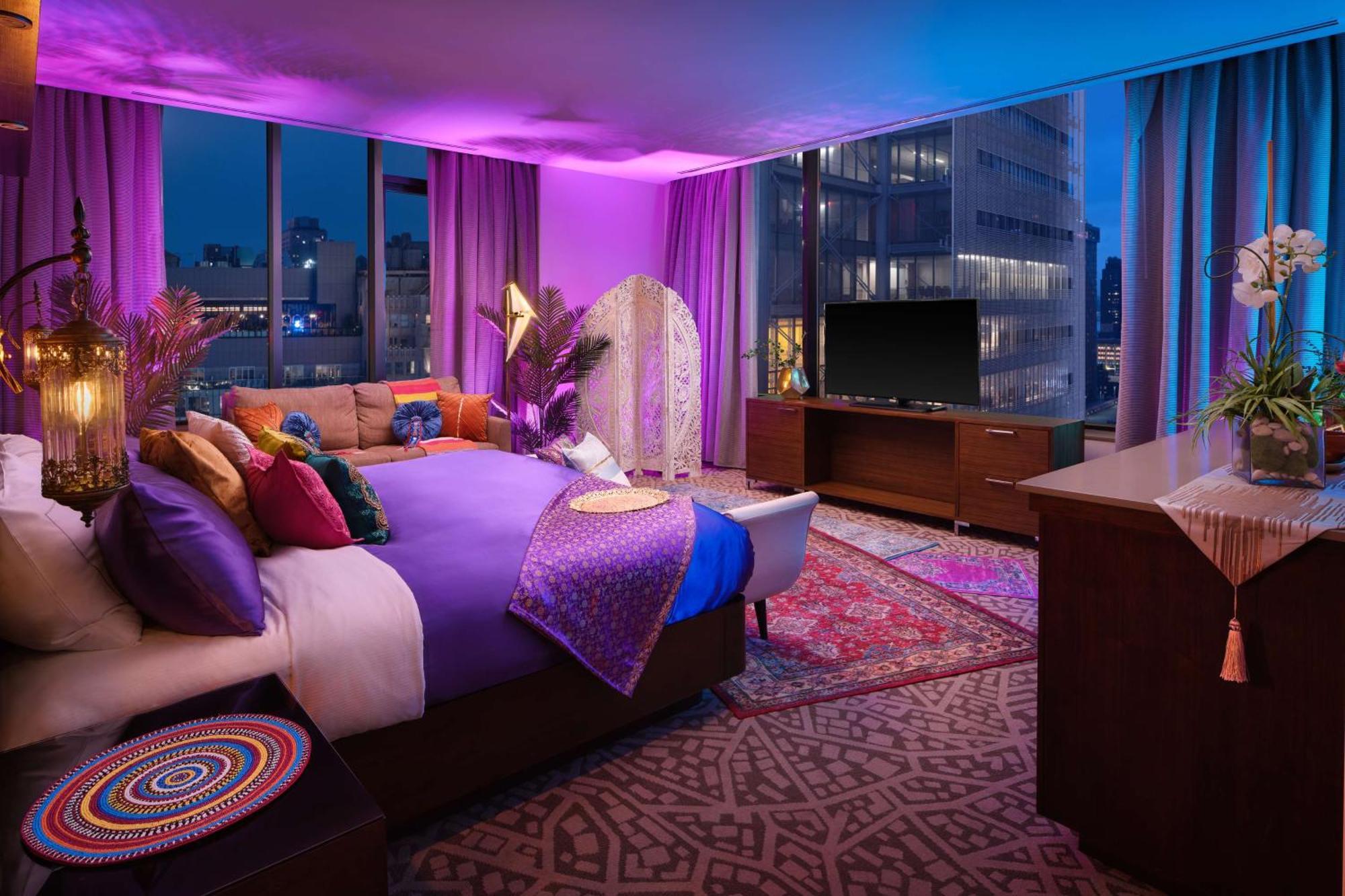 Отель Hilton New York Times Square Экстерьер фото