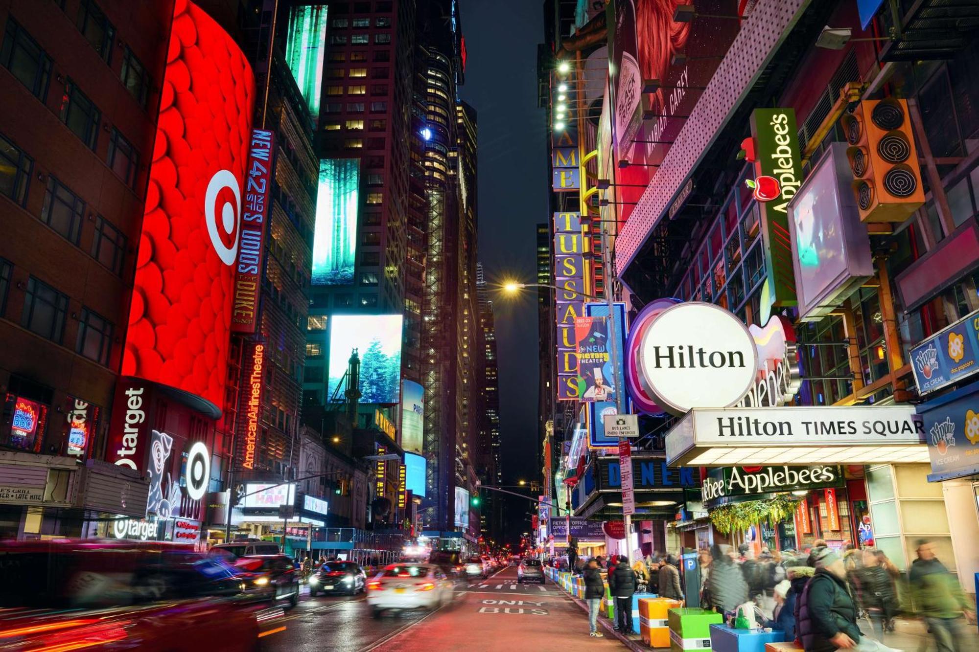 Отель Hilton New York Times Square Экстерьер фото